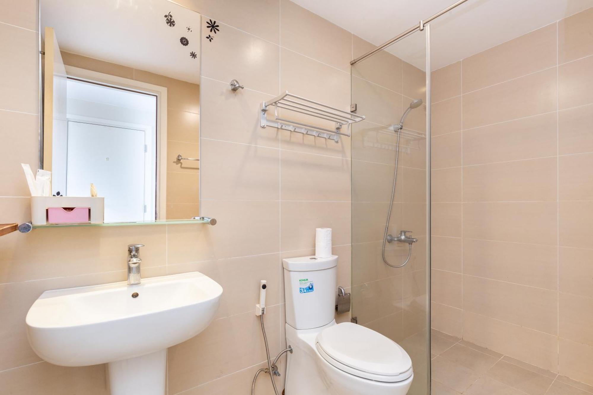 Stylist 2 Bedrooms Apartment Ho Chi Minh City Exterior photo