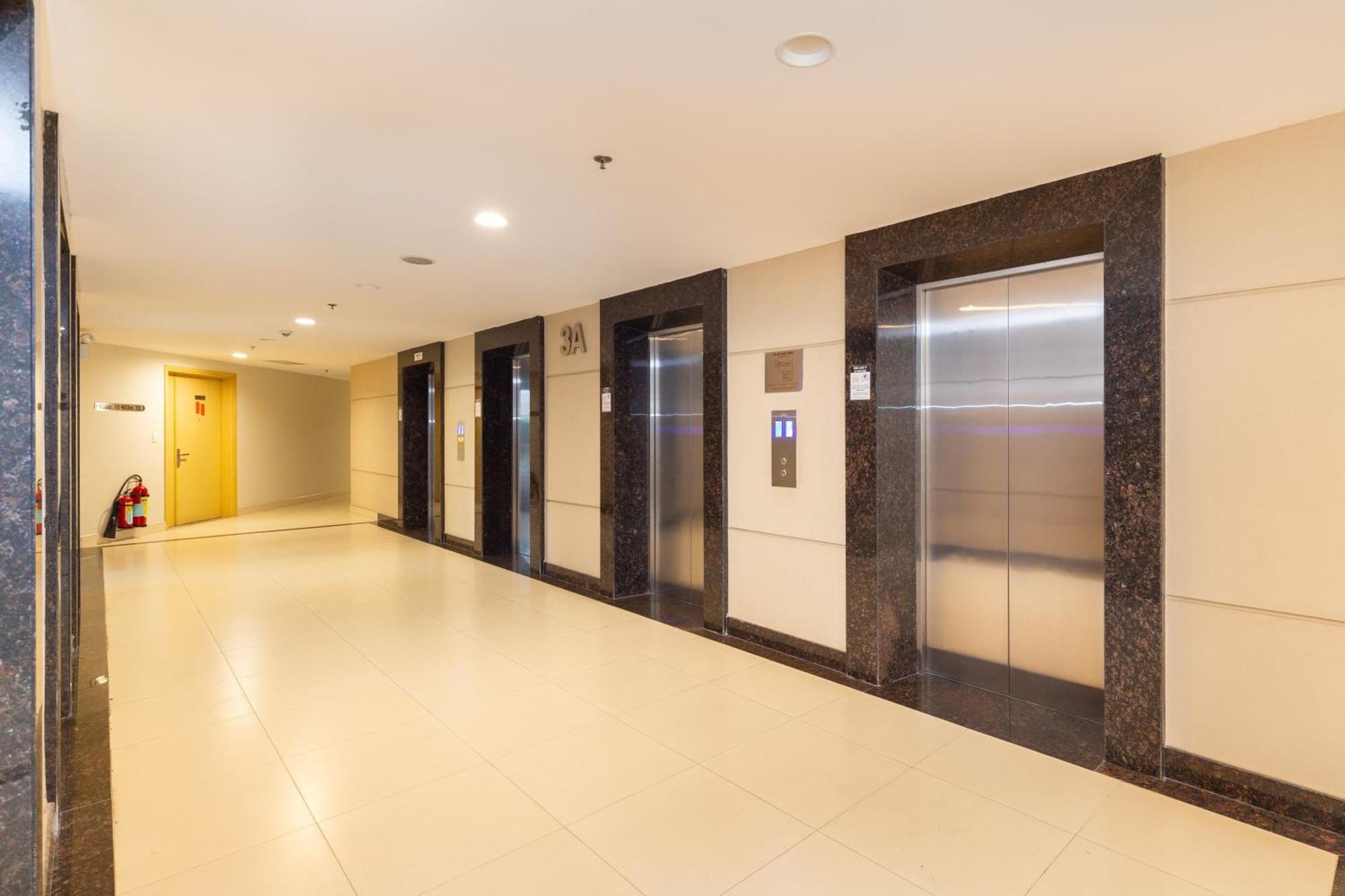 Stylist 2 Bedrooms Apartment Ho Chi Minh City Exterior photo