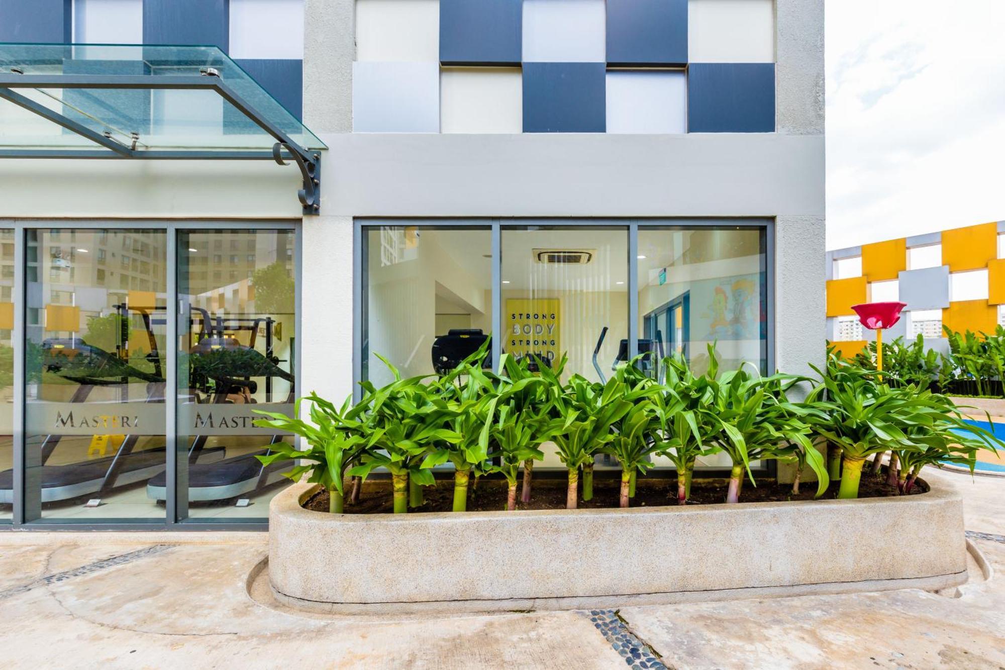 Stylist 2 Bedrooms Apartment Ho Chi Minh City Exterior photo