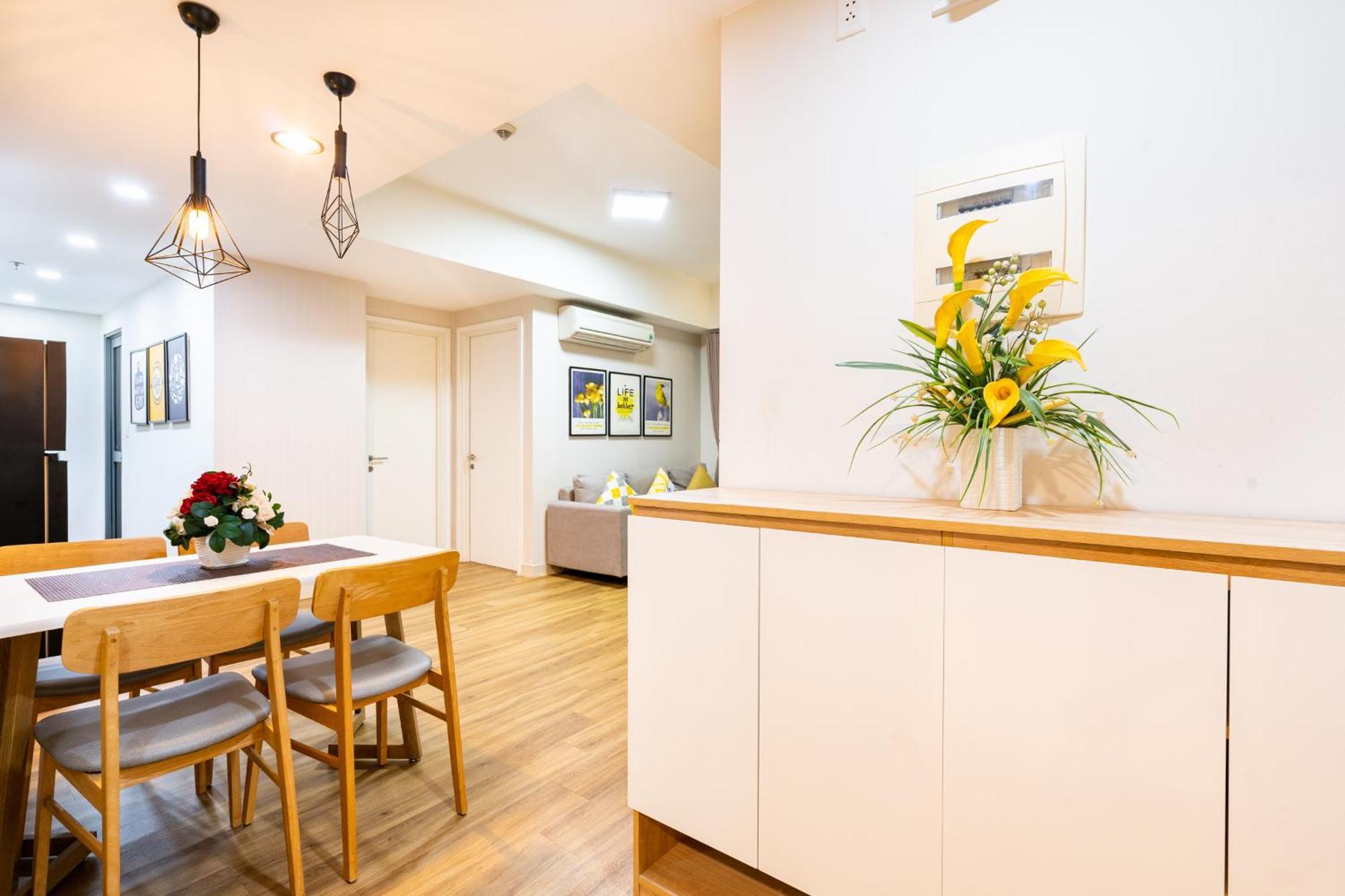 Stylist 2 Bedrooms Apartment Ho Chi Minh City Exterior photo