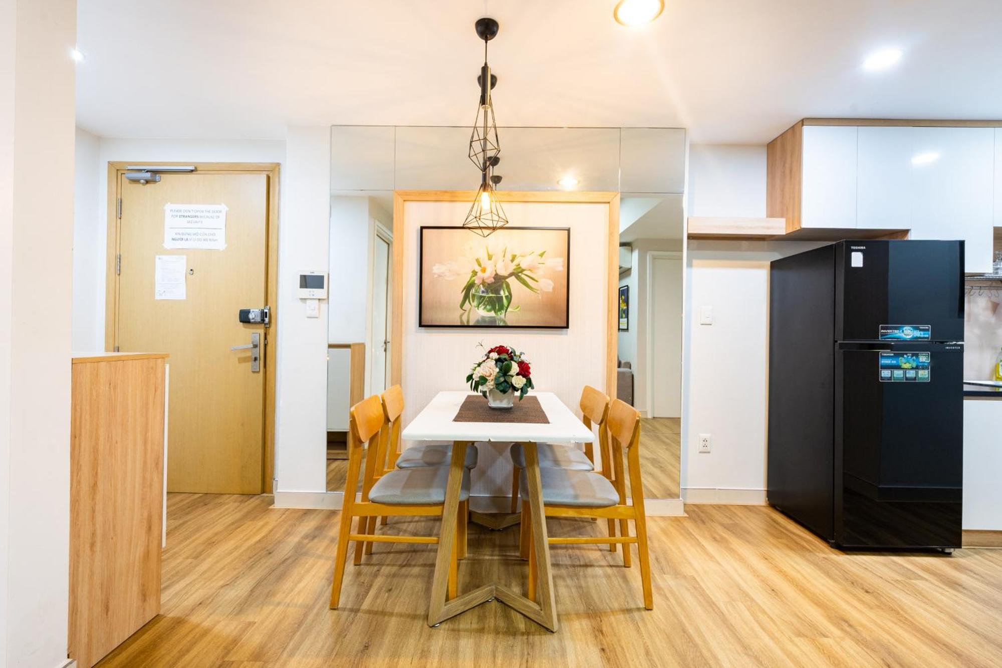 Stylist 2 Bedrooms Apartment Ho Chi Minh City Exterior photo